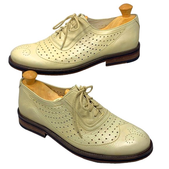 YMC YOU MUST CREATE  PFA 15‎ Cream Perforated Leather Medallion Toe Oxfords - Picture 1 of 10